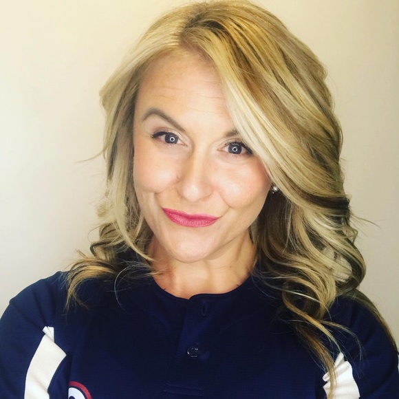 Meet your Posher, Whitney - Picture 1 of 1